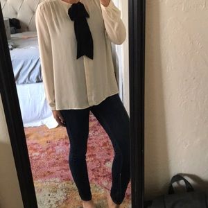 Cream bow top